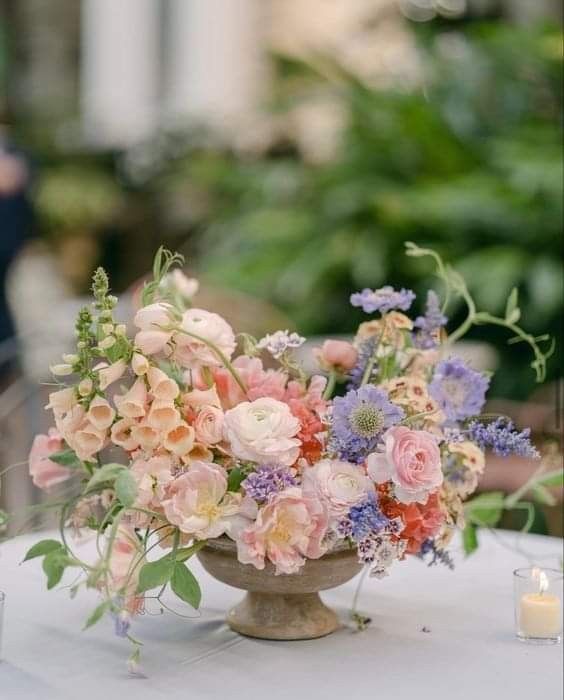 Autumn days | vased arrangement