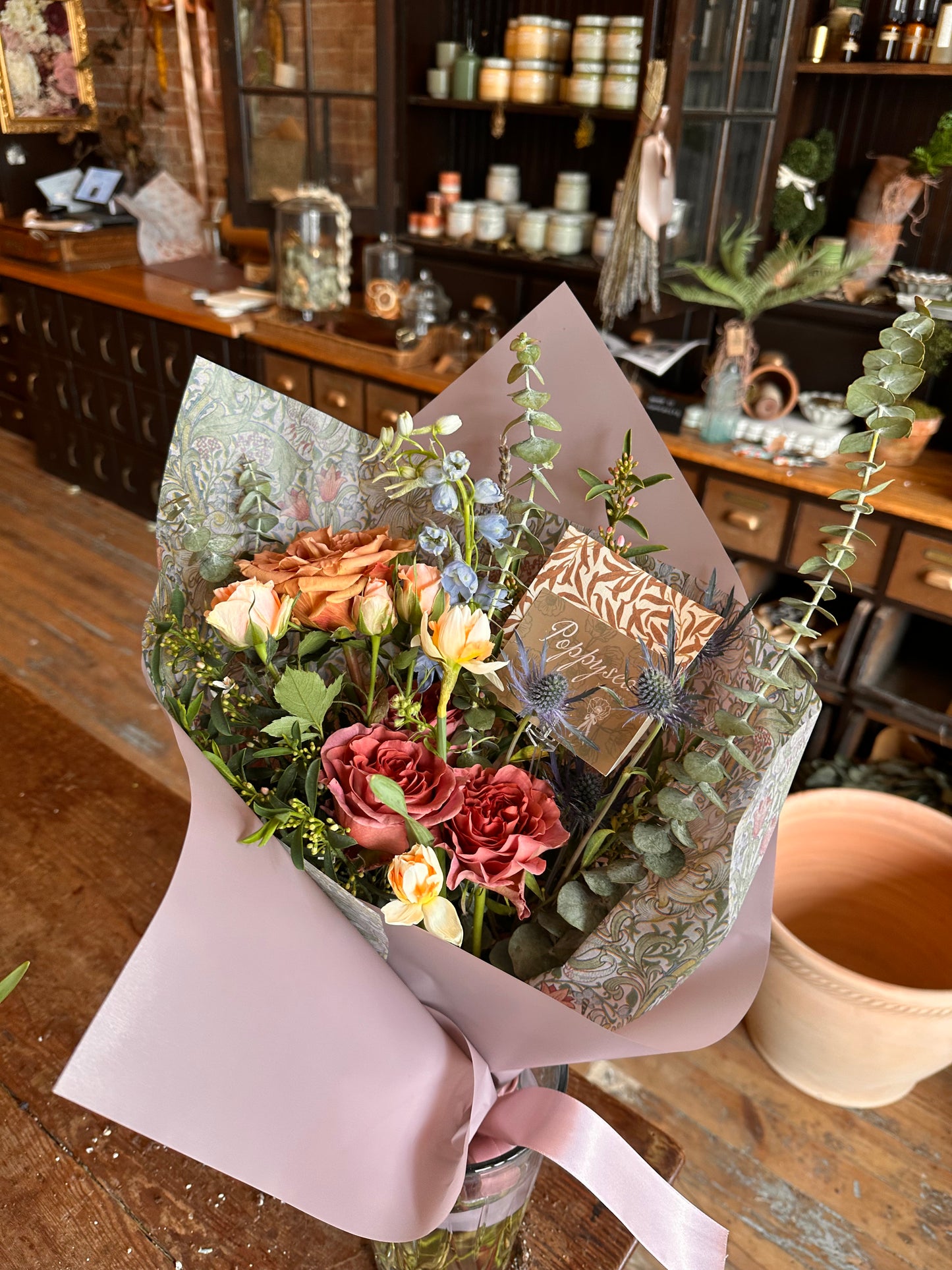 Beneath autumn skies | poppysea wrapped bouquet