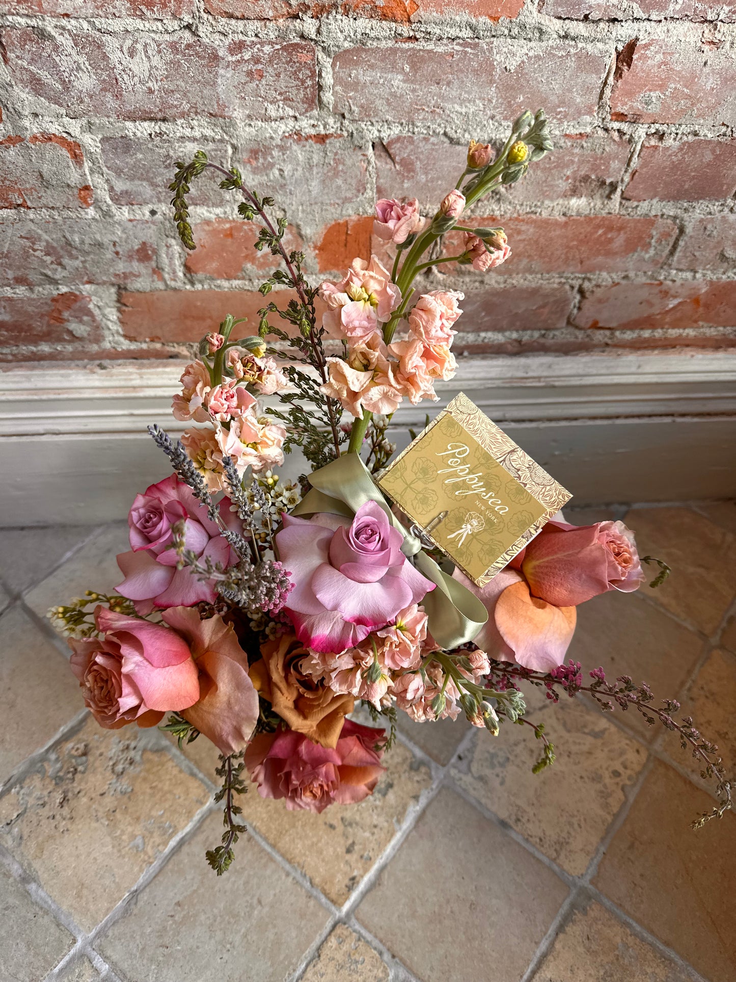 Autumn days | vased arrangement