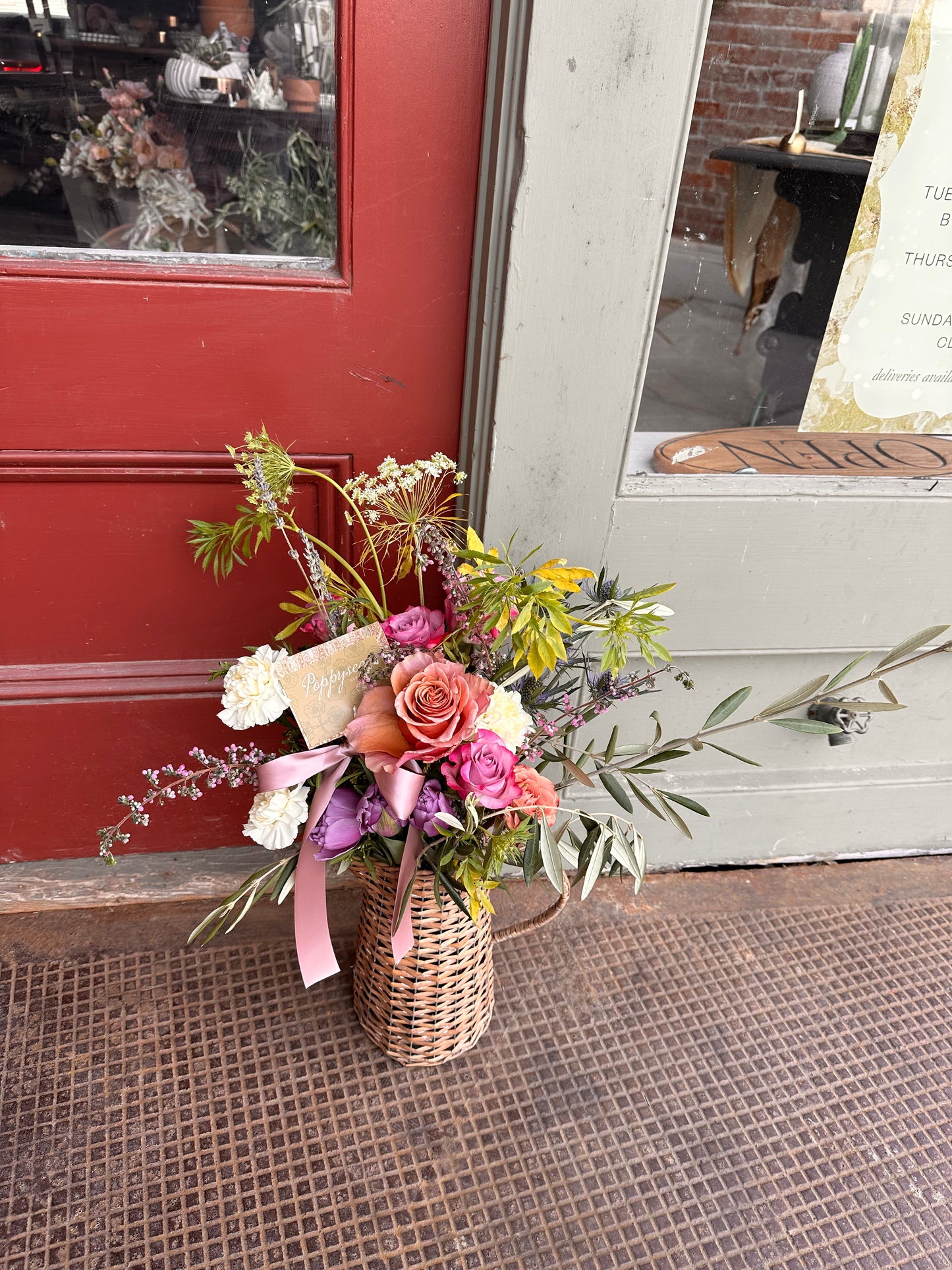 Autumn days | vased arrangement
