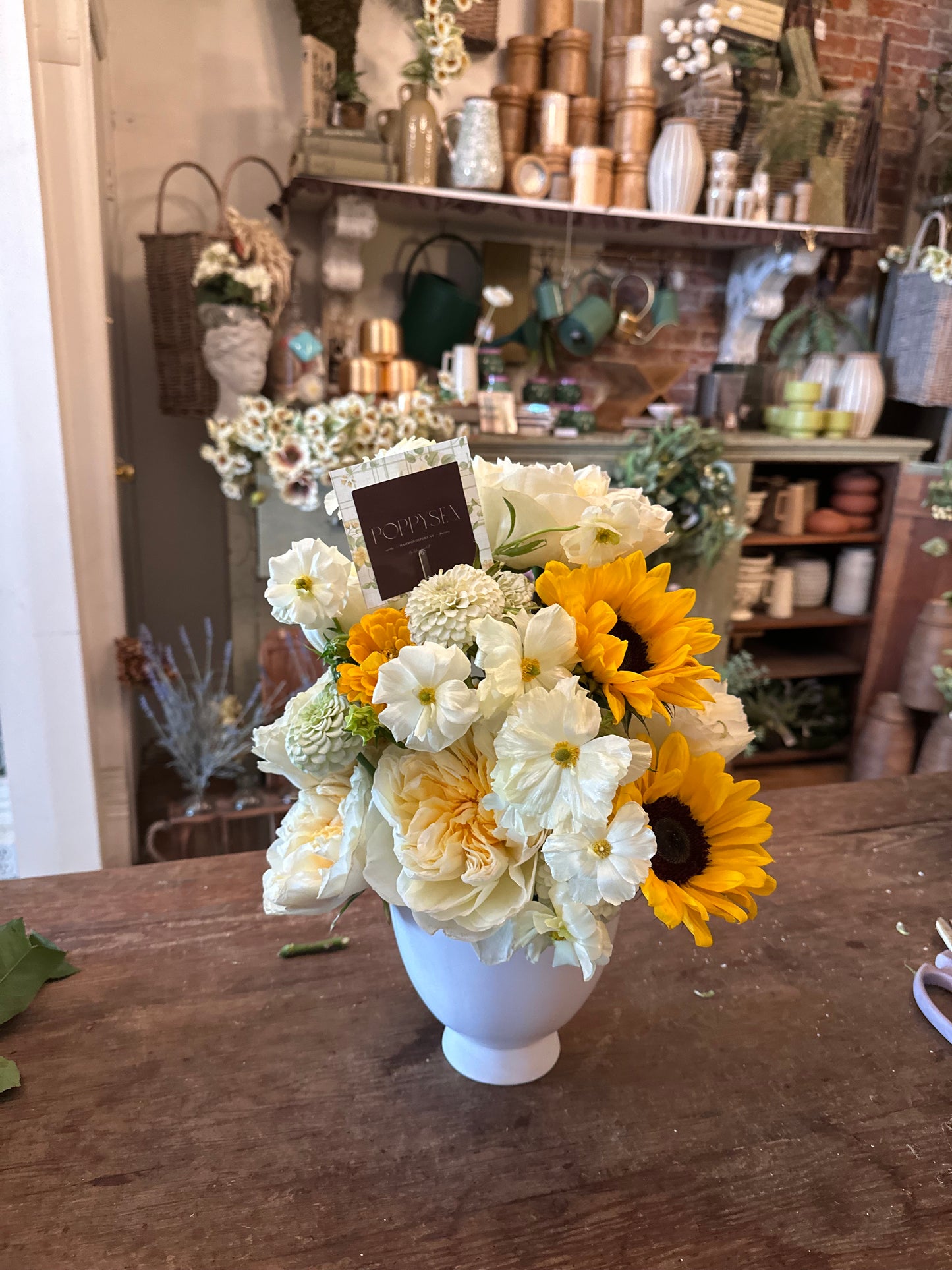 Autumn days | vased arrangement