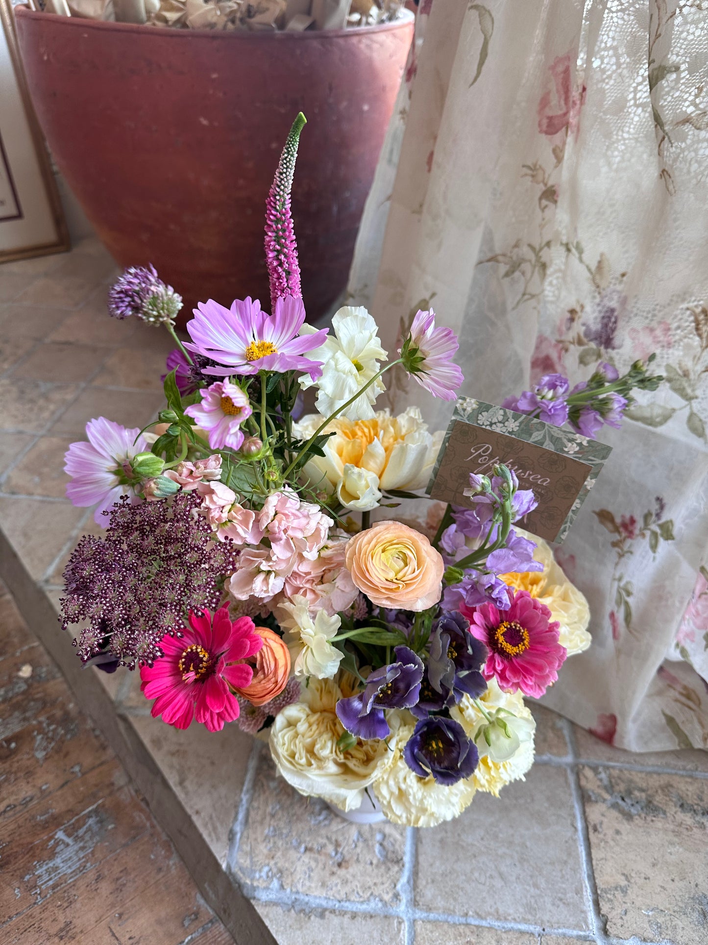 Autumn days | vased arrangement