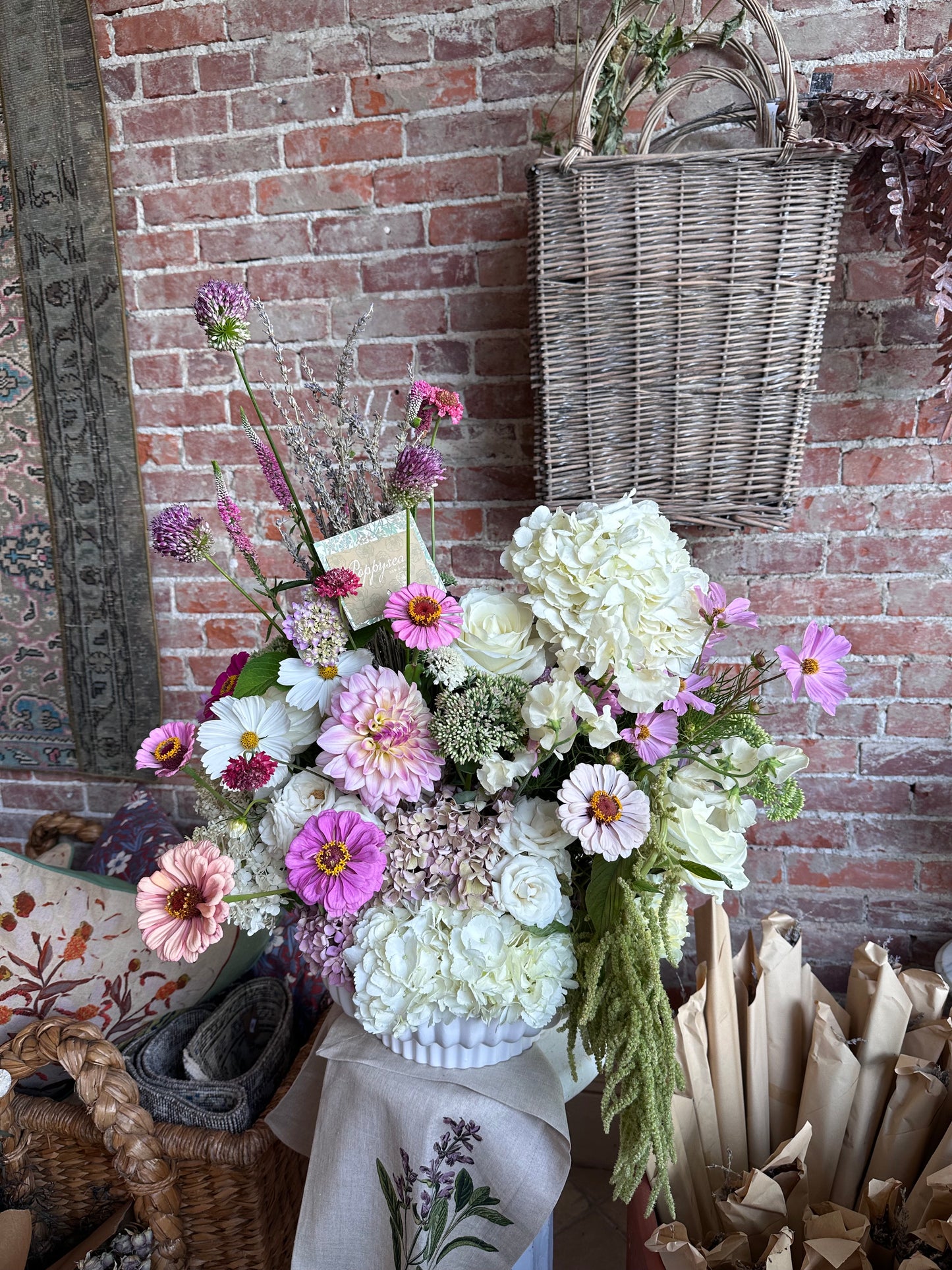 Autumn days | vased arrangement